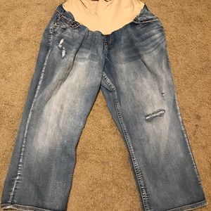 Maternity Jean Capris